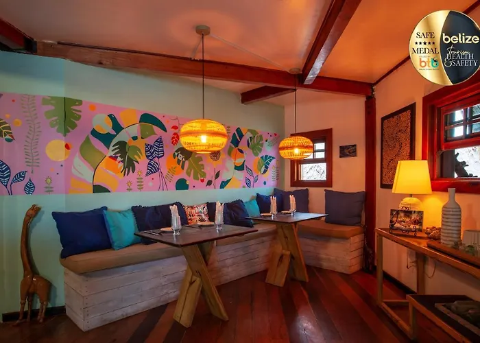 Portofino Resort-an Authentic Island Escape! Hotel San Pedro (Ambergris Caye)