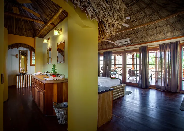 Portofino Resort-an Authentic Island Escape! Hotel San Pedro (Ambergris Caye)
